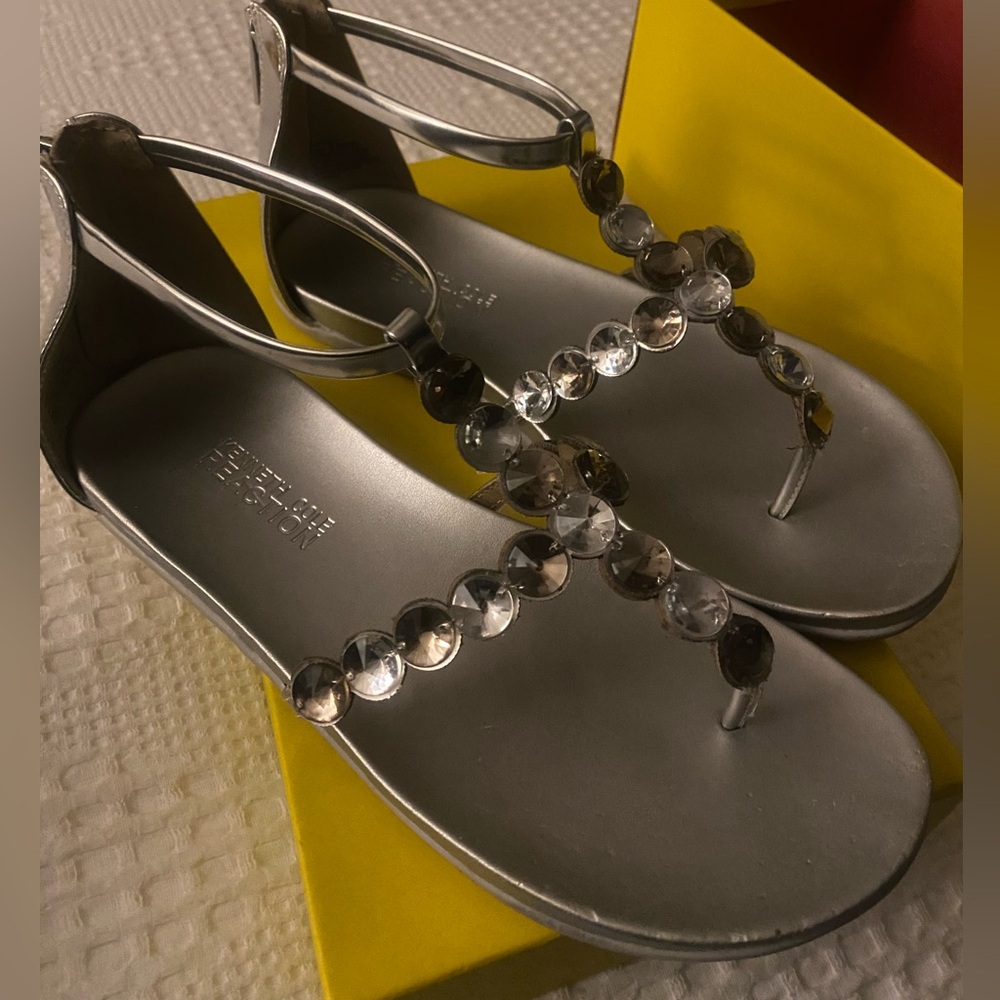 Reaction Kenneth Cole Silver Sandals